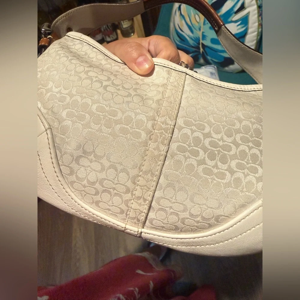 Vintage Coach Signature Jacquard Demi Bag White and brown small Hobo Purse - Picture 6 of 7